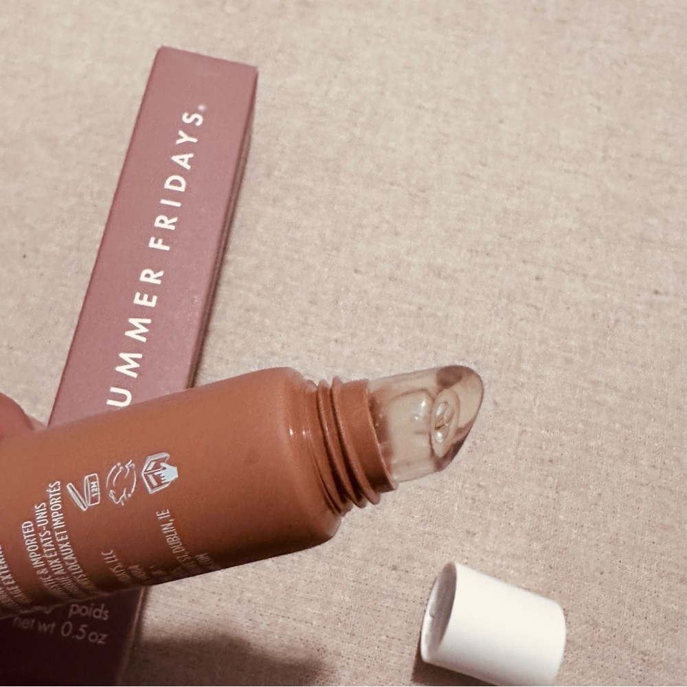 Summer Fridays | Lip Balm | Vanilla Beige • Sheer Beige - Picture 6 of 8